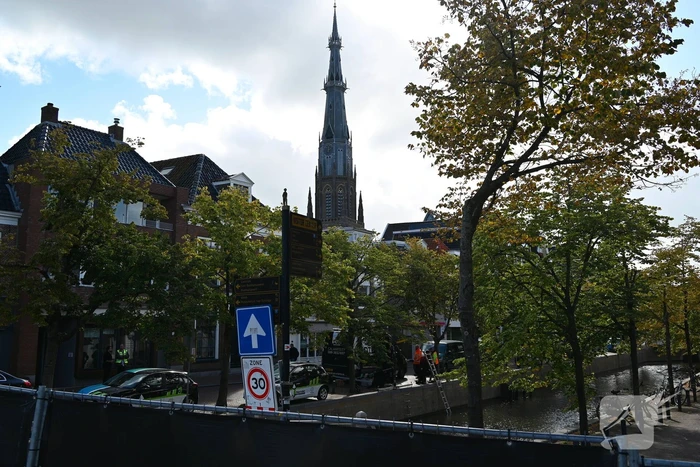 Zoektocht naar explosief in gracht