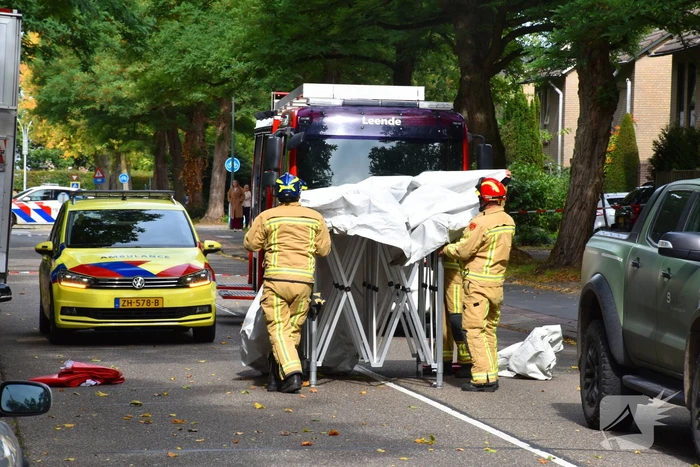 Man overlijdt na ongeluk tijdens boom snoeien
