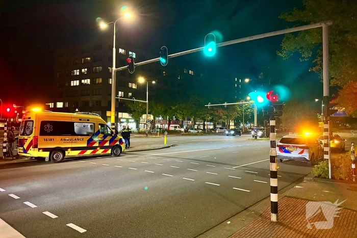 Fietser gewond bij botsing met taxi