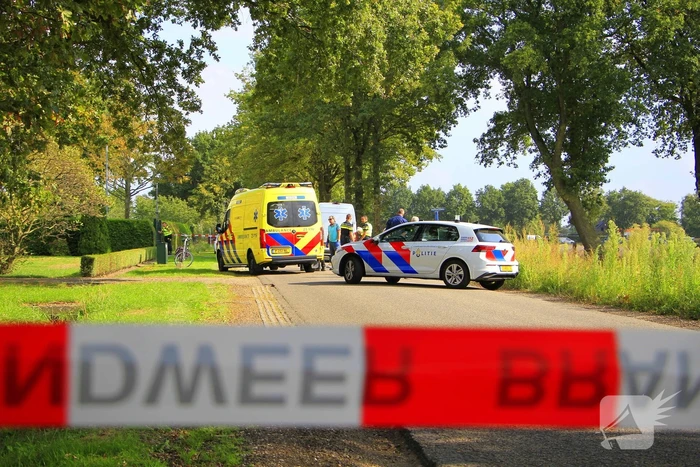 Scooter gewond bij aanrijding met busje