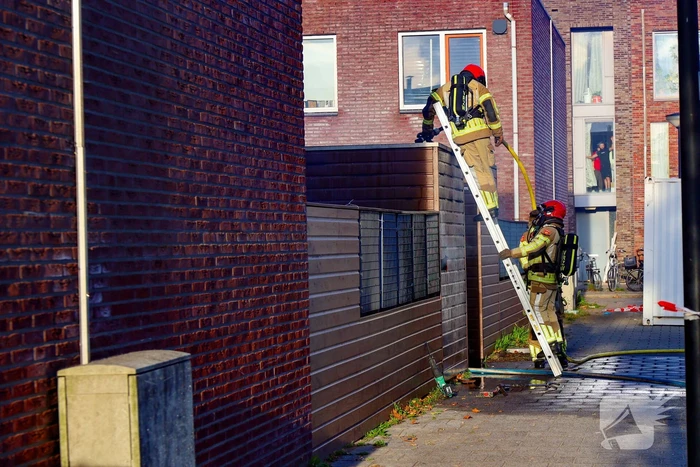 Brand in tuinschuur vereist ingrijpen brandweer