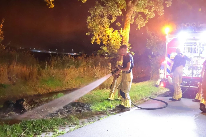 Buitenbrand geblust na melding