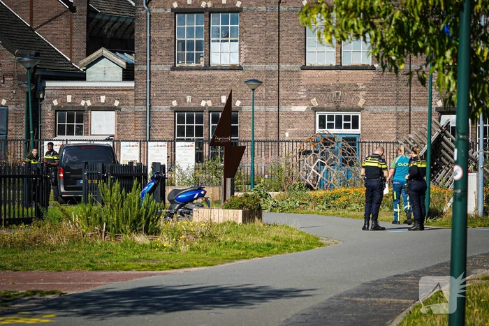 Explosieven team onderzoekt pakket