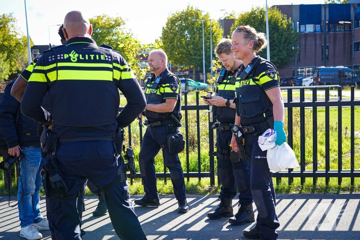 Explosieven team onderzoekt pakket