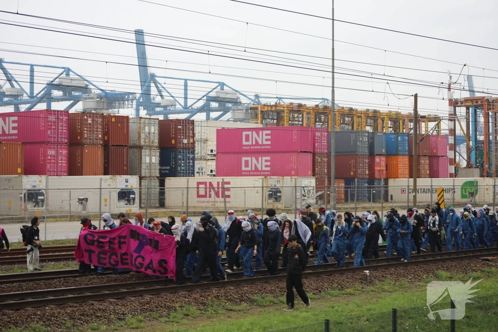 Slotsedijk 112 melding Pernis Rotterdam 