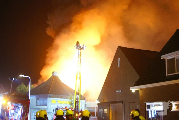 Explosies veroorzaken chaos in de nacht
