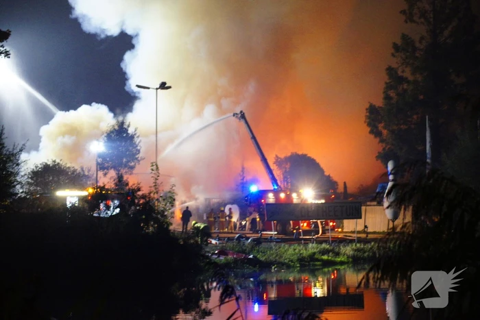 Explosies veroorzaken chaos in de nacht