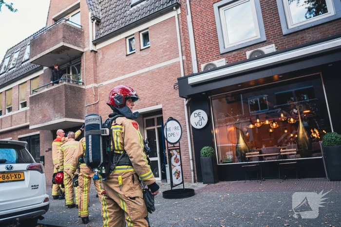 Straat afgesloten voor brandlucht