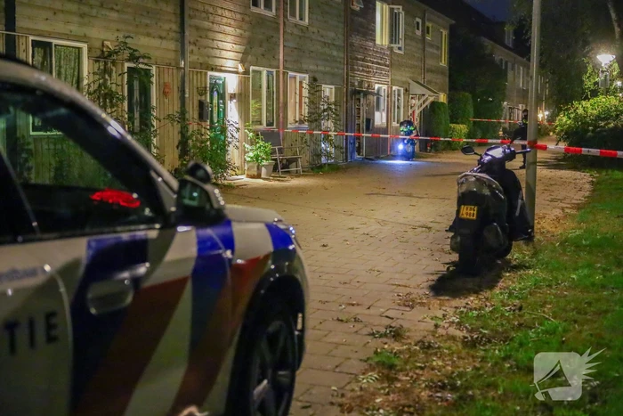Explosie leidt tot woningbrand