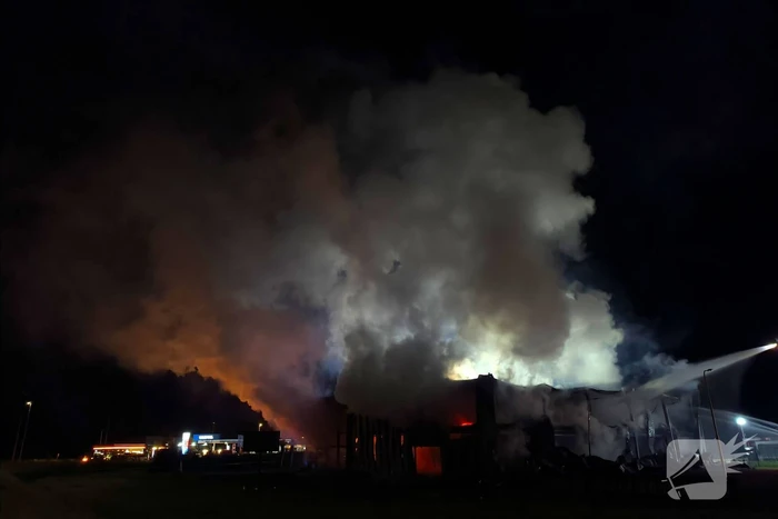 Blusrobot ingezet bij grote brand