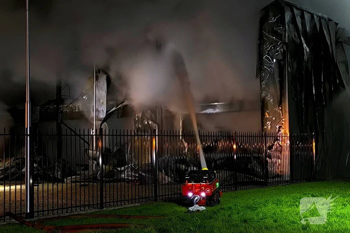 Blusrobot ingezet bij grote brand