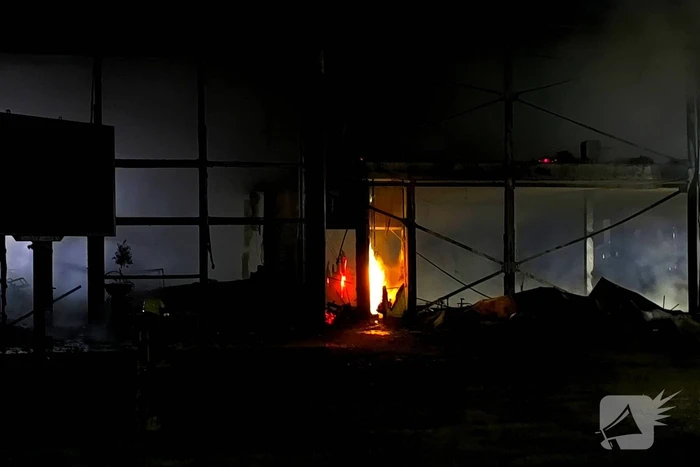 Blusrobot ingezet bij grote brand