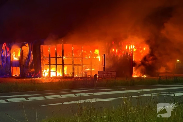 Blusrobot ingezet bij grote brand