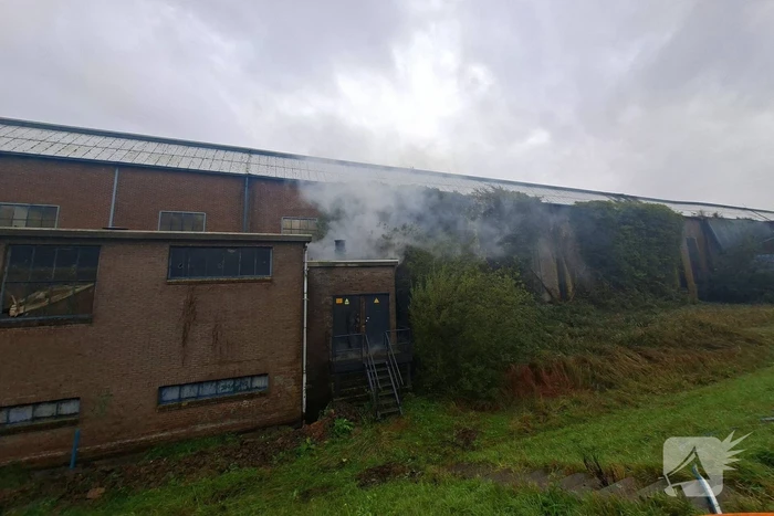 Brand in leegstaand pand