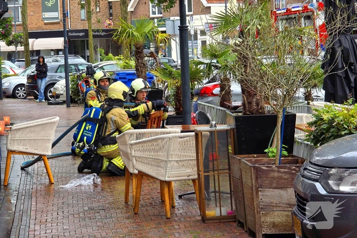 Brand op terras van restaurant geblust