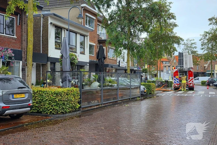 Brand op terras van restaurant geblust