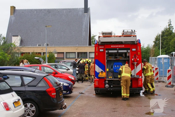 Autobrand snel onder controle