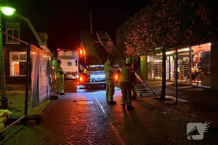 Waterlekkage ontdekt bij winkel