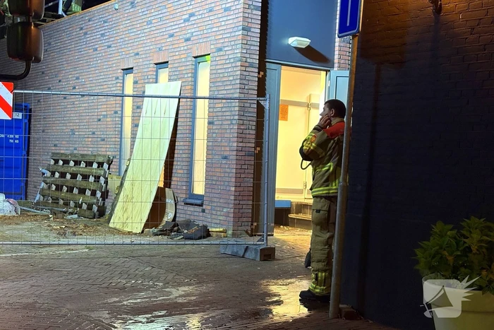 Waterlekkage ontdekt bij winkel