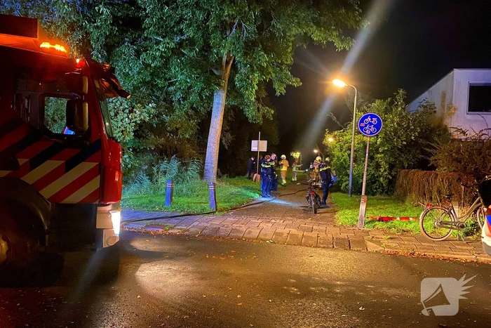 Scooterbrand in de nacht
