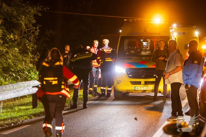 Vrouw ernstig gewond bij aanrijding met auto