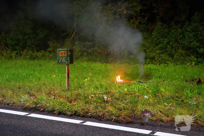 Politie blust brand met behulp van brandweer