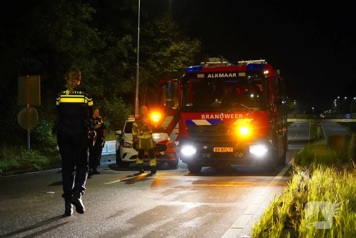 Politie blust brand met behulp van brandweer