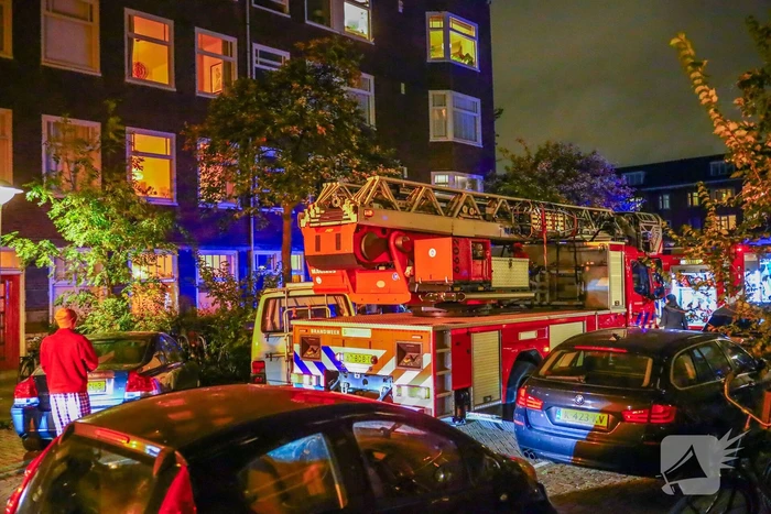 Woningbrand leidt tot rookinhalatie en snelle brandweeractie