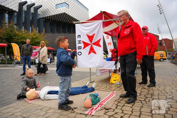 Veiligheidsmarkt trekt belangstellenden