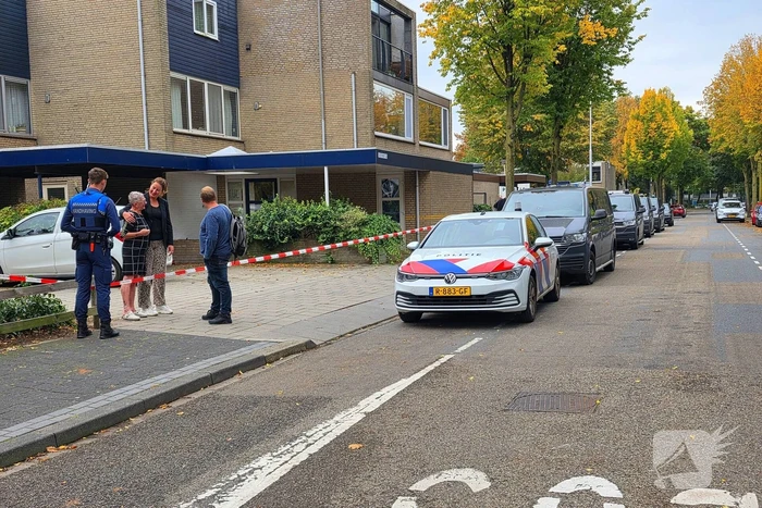 Politie zet deel buurt af na geweldsincident