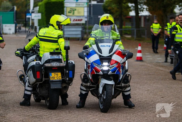 Politie houdt verkeerscontrole