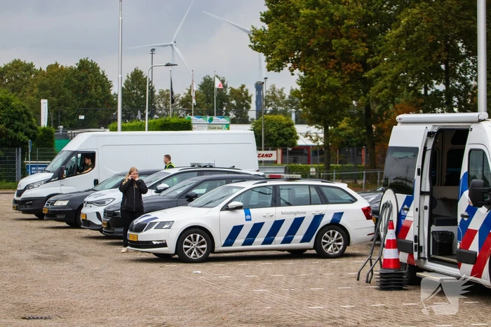 Politie houdt verkeerscontrole