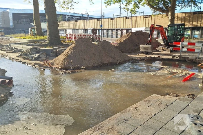 Waterlekkage veroorzaakt overlast bij kantoorpand