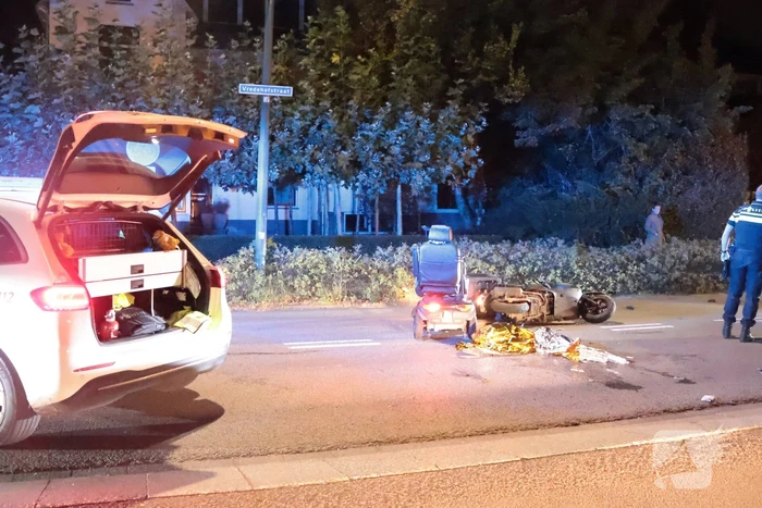 Man op scootmobiel gewond bij ongeval met bezorgbrommer
