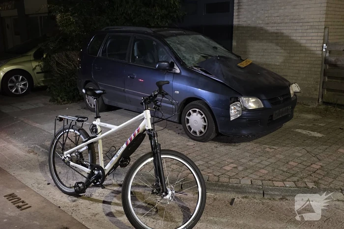 Auto opgeblazen in nachtelijke explosie