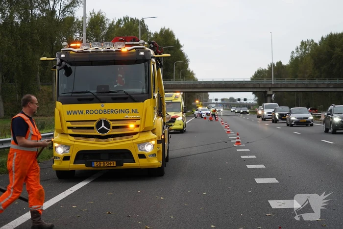 Voertuigen zwaar beschadigd bij ongeval op snelweg