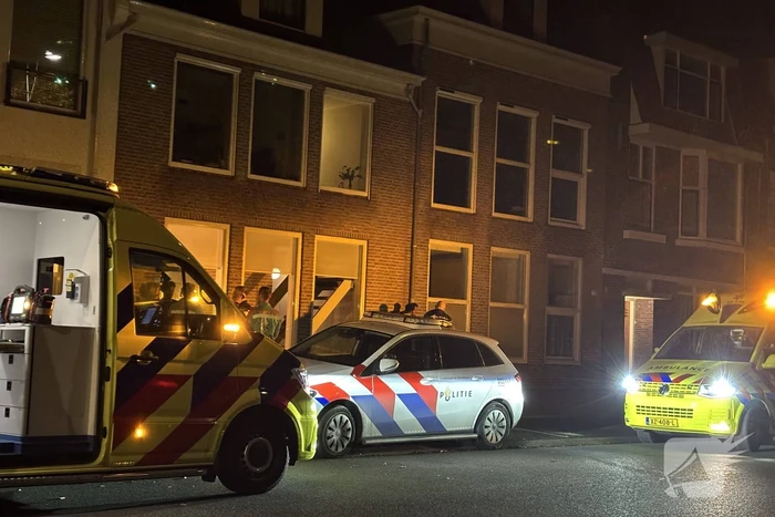 Gewonde nadat automobilist controle verliest in bocht