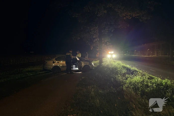 Bestuur spoorloos na eenzijdig ongeval