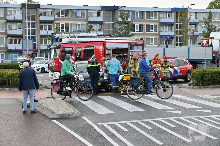 Brandweer bevrijdt beknelde fietser