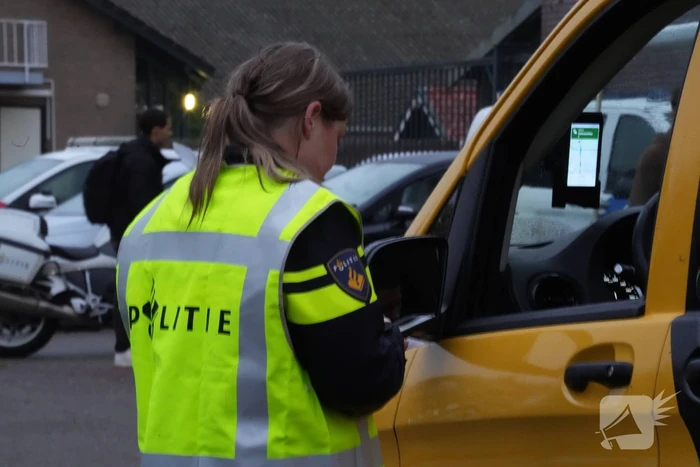 Politie houdt grote verkeerscontrole