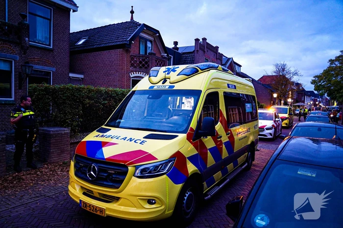 Traumahelikopter Ingezet Voor Medische Noodsituatie Trekt Veel Bekijks