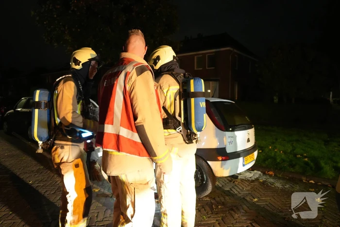 Auto in brand gestoken in de nacht
