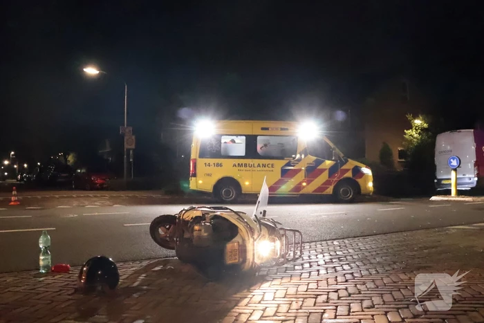 Ongeval tussen bestelbus en scooter met gewonden