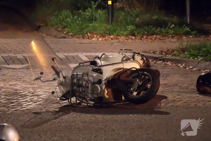 Ongeval tussen bestelbus en scooter met gewonden