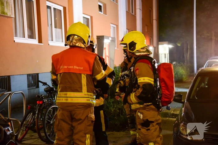 Flinke brand in kelderruimte portiekflat