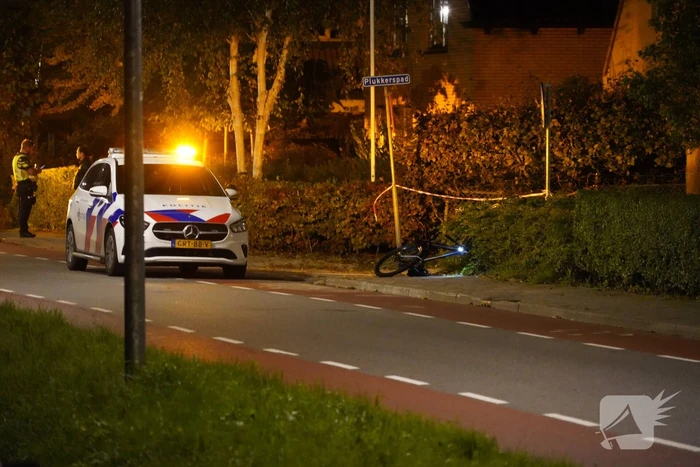 Fietser aangereden door politieauto