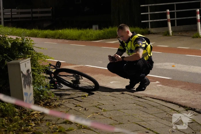 Fietser aangereden door politieauto
