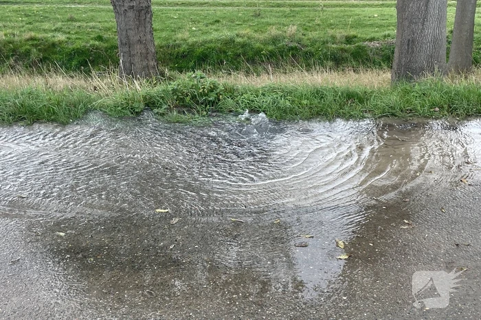 Waterlekkage langs dijk