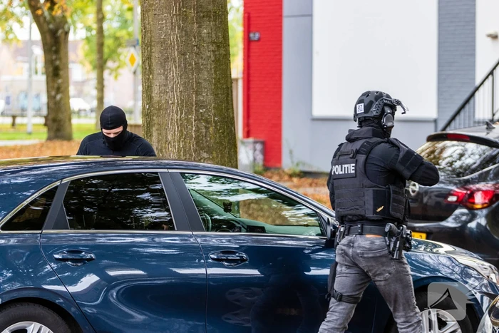 Politie doet inval in woning na melding verdachte situatie
