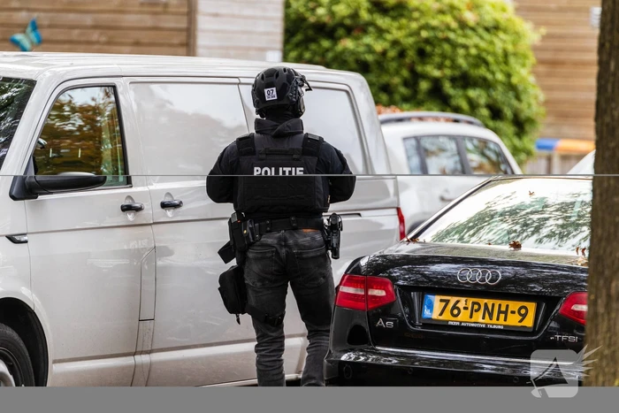Politie doet inval in woning na melding verdachte situatie